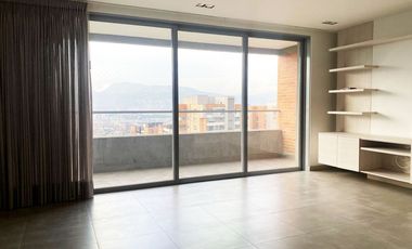 PR20120 Apartamento en arriendo en el sector Loma de las Brujas