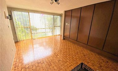 Casa en VENTA en LA HERRADURA, CON ALBERCA EN PASEO DE LA SOLEDAD