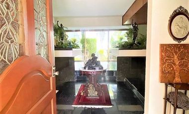 Casa en VENTA en LA HERRADURA, CON ALBERCA EN PASEO DE LA SOLEDAD