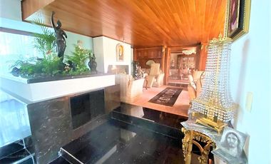 Casa en VENTA en LA HERRADURA, CON ALBERCA EN PASEO DE LA SOLEDAD