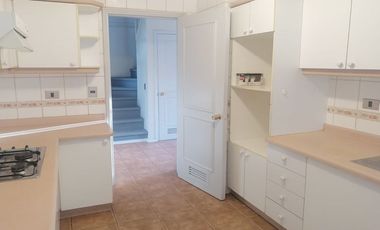 Arrendamos casa de 3 dormitorios en Lomas de Mirasur