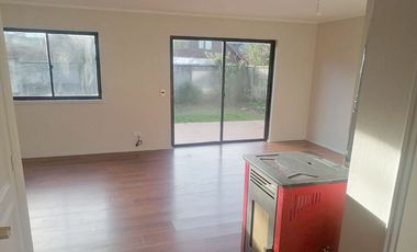 Arrendamos casa de 3 dormitorios en Lomas de Mirasur