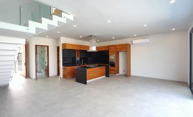 Casa en preventa, 3 rec + estudio y alberca privada, en Fluvial Vallarta