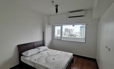 ROYALTON23C: For Sale Fully Furnished 1BR Unit with Balcony and Parking at The Royalton Capitol Commons Pasig