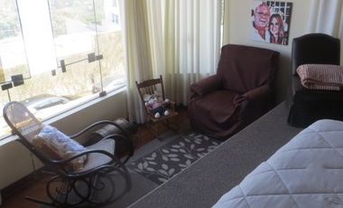 LINDA CASA CON PISCINA Y 4 DORMITORIOS CON BAÑO INCORP. RINCONADA ALTA  $1`000,000