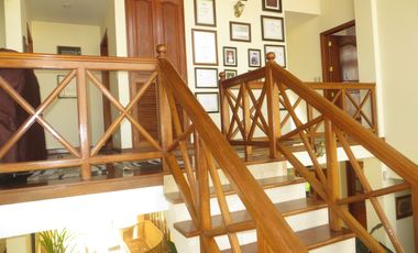 LINDA CASA CON PISCINA Y 4 DORMITORIOS CON BAÑO INCORP. RINCONADA ALTA  $1`000,000