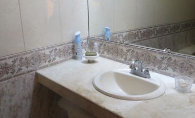 LINDA CASA CON PISCINA Y 4 DORMITORIOS CON BAÑO INCORP. RINCONADA ALTA  $1`000,000