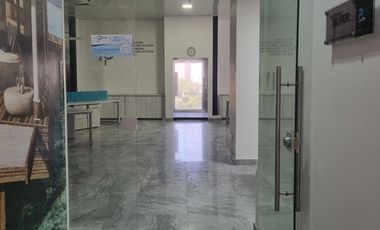 ARRIENDO OFICINA EN RIOMAR