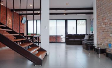 venta casa en zibata 8 recamaras Queretaro qro