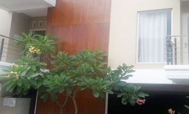 Kost Dekat Kampus UWKS, Mall Ciputra World Surabaya