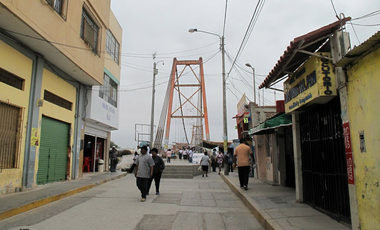 VENDO LOCAL COMERCIAL EN PIURA
