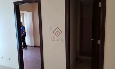 FOR SALE Spacious 1 Bedroom Unit in East Bay Residences Tower 1 in Sucat Muntinlupa - SC103