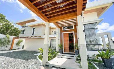 Expansive Fully Furnished 6 Bedroom Resort Like Home for Sale in Tagaytay | Property ID: FM250
