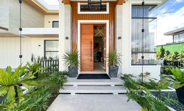 Expansive Fully Furnished 6 Bedroom Resort Like Home for Sale in Tagaytay | Property ID: FM250