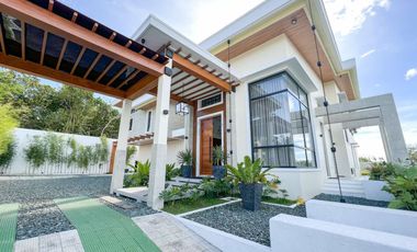 Expansive Fully Furnished 6 Bedroom Resort Like Home for Sale in Tagaytay | Property ID: FM250