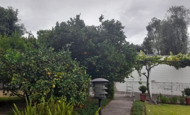 VENDO PROPIEDAD CON 2 CASAS EN URBANIZACION LA CATOLICA CUMBAYA, EXCECLENTE UBICACION A 5 MINUTOS DE LA UNIVERSIDAD SAN FRANCISCO