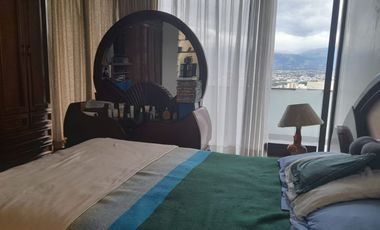 VENDO PROPIEDAD CON 2 CASAS EN URBANIZACION LA CATOLICA CUMBAYA, EXCECLENTE UBICACION A 5 MINUTOS DE LA UNIVERSIDAD SAN FRANCISCO