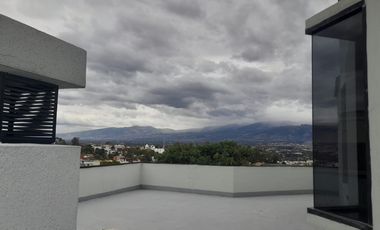 VENDO PROPIEDAD CON 2 CASAS EN URBANIZACION LA CATOLICA CUMBAYA, EXCECLENTE UBICACION A 5 MINUTOS DE LA UNIVERSIDAD SAN FRANCISCO