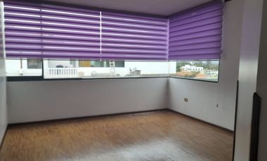 VENDO PROPIEDAD CON 2 CASAS EN URBANIZACION LA CATOLICA CUMBAYA, EXCECLENTE UBICACION A 5 MINUTOS DE LA UNIVERSIDAD SAN FRANCISCO