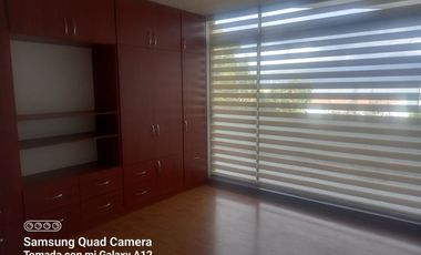 VENDO PROPIEDAD CON 2 CASAS EN URBANIZACION LA CATOLICA CUMBAYA, EXCECLENTE UBICACION A 5 MINUTOS DE LA UNIVERSIDAD SAN FRANCISCO