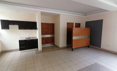 CASA EN FRACCIONAMIENTO PRIVADO, A 7 MINUTOS DE LA AUTOPISTA MÉXICO-QUERÉTARO