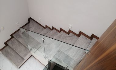 CASA EN FRACCIONAMIENTO PRIVADO, A 7 MINUTOS DE LA AUTOPISTA MÉXICO-QUERÉTARO