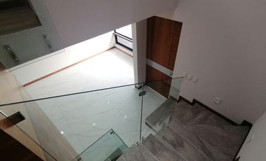 CASA EN FRACCIONAMIENTO PRIVADO, A 7 MINUTOS DE LA AUTOPISTA MÉXICO-QUERÉTARO