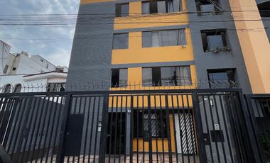 Vendo Flat 102m2, 2 dormitorios, Surco Loma Amarilla
