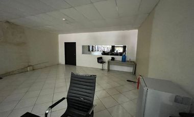 LOCAL COMERCIAL DE VENTA EN EL CENTRO DE PORTOVIEJO