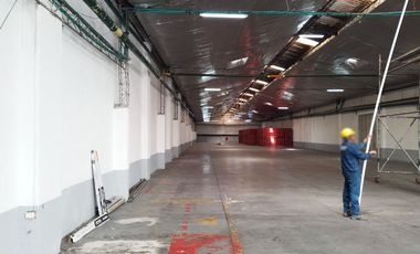 PR18999 Bodega en arriendo en el sector La Esmeralda