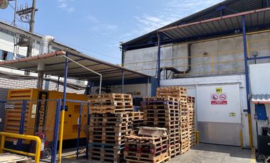 Venta de terreno con infraestructura industrial en San Luis