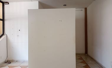 Renta Local/Oficina planta baja Blvd. Del Bosque Las Reynas Irapuato