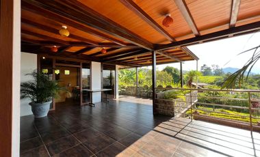 Casa de lujo en venta en Malacatos sector Taxiche