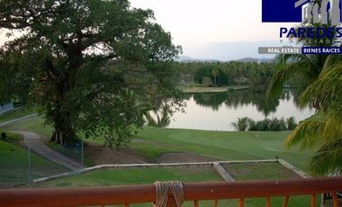 R302 Residencia en Venta 5 recámaras Ixtapa Campo de Golf
