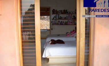 R302 Residencia en Venta 5 recámaras Ixtapa Campo de Golf