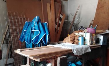 Casa en Iztapalapa, 4 Recamaras 2 Baños, 2 Estacionamientos. frente al Parque Cuhitlauac