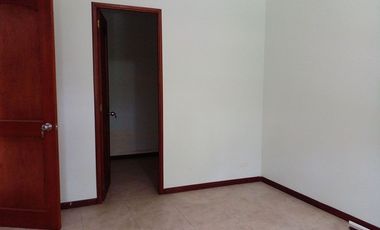 PR12562 ARRIENDO CASA EN SECTOR LOMA DEL ATRAVESADO, ENVIGADO