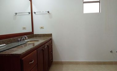 PR12562 ARRIENDO CASA EN SECTOR LOMA DEL ATRAVESADO, ENVIGADO