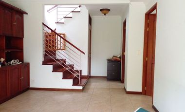 PR12562 ARRIENDO CASA EN SECTOR LOMA DEL ATRAVESADO, ENVIGADO