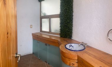 VENTA CASA CON SEGURIDAD BOSQUES DE LA HERRADURA