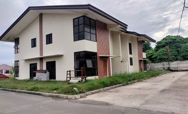 Available RFO Townhouse  within the city, back at Robinson Mall General Santos City