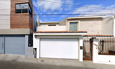 Casa en Fraccionamiento Las Palmas, Tijuana, Baja California