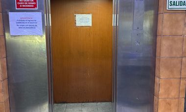 Vendo Local Comercial 160 m2 en Cercado de Lima