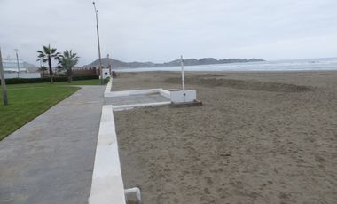 LINDA CASA EN CONDOMINIO MORAVIA 1 : 4  DORMIT, 4 BAÑOS, 2 ESTAC $ 179,000