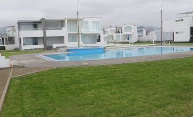 LINDA CASA EN CONDOMINIO MORAVIA 1 : 4  DORMIT, 4 BAÑOS, 2 ESTAC $ 179,000