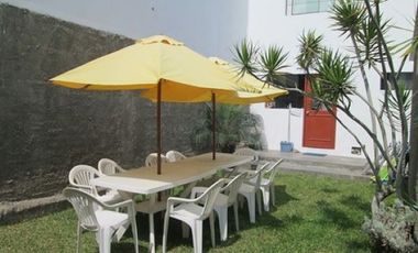 LINDA CASA EN CONDOMINIO MORAVIA 1 : 4  DORMIT, 4 BAÑOS, 2 ESTAC $ 179,000