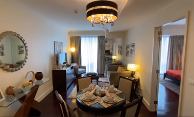 Luxurious 1 bedroom unit in Raffles Residences Makati near Greenbelt and Glorietta