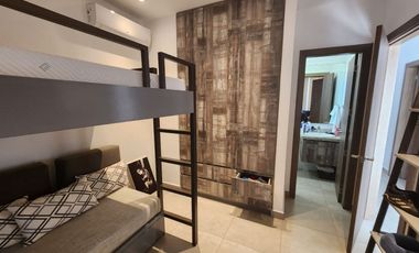 Samborondon, Se renta Excelente departamento 3 dormitorios amoblado con patio