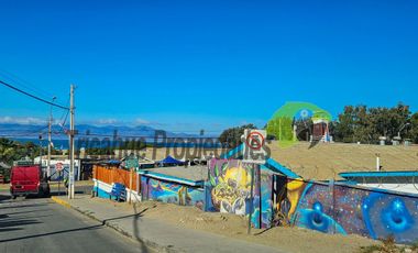 Venta de Sitio de 470 m2 con dos cabañas. Guanaqueros, Coquimbo. $50 millones