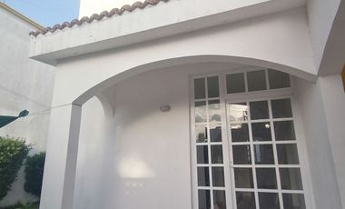 CASA EN RENTA MUY GRANDE  EN ALAMOS 1 ,  CON 4 RECAMARAS $23,000